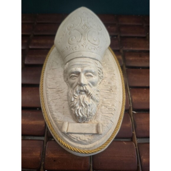Saint Paulinus of Nola Vintage Chalkware Wall Sculpture 7"x4.25" - Picture 1 of 5